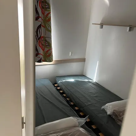 Hébergement de vacances Mobil De Luxe 6 Pers *