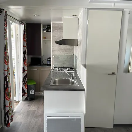 Mobil De Luxe 6 Pers